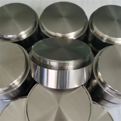 Vim li cas titanium sputtering lub hom phiaj tawg thaum sputtering?
